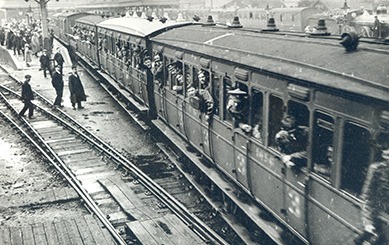 5th Battalion - Norfolk Regiment arriving King's Lynn Station 1914